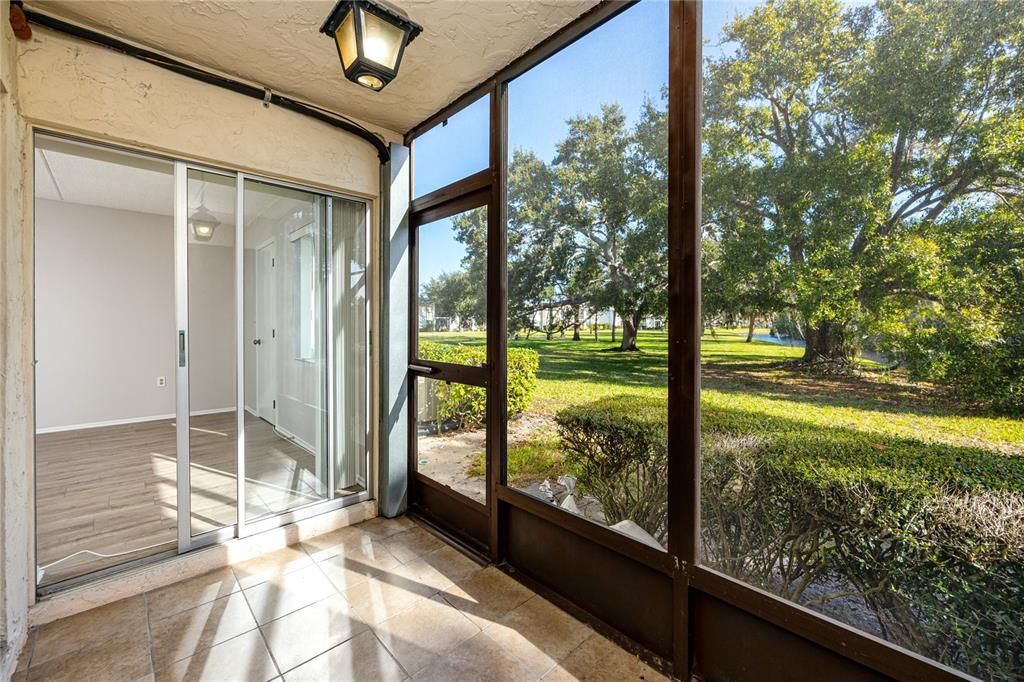 В аренду: $1,795 (2 спален, 2 ванн, 1054 Квадратных фут)