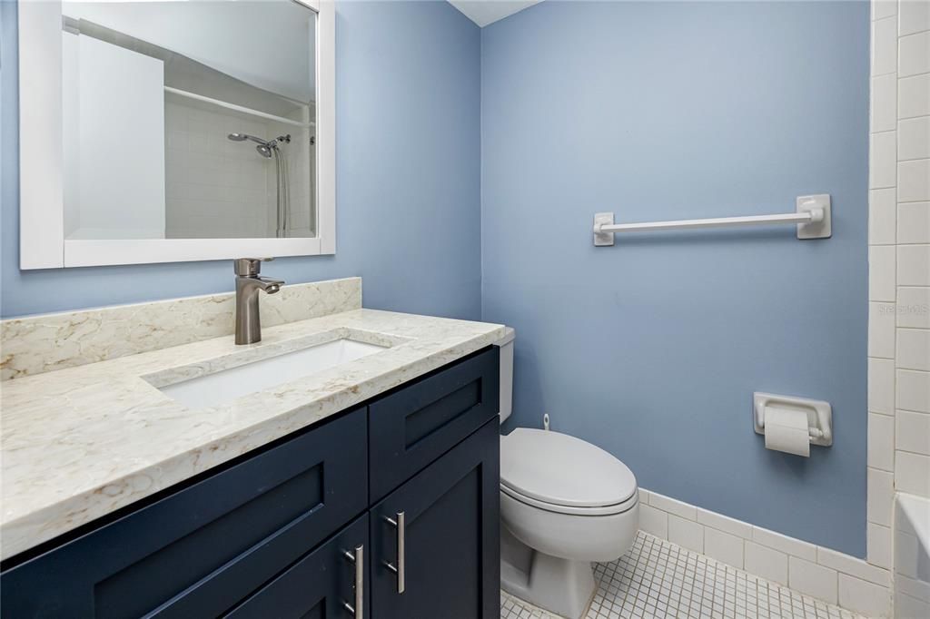 В аренду: $1,795 (2 спален, 2 ванн, 1054 Квадратных фут)