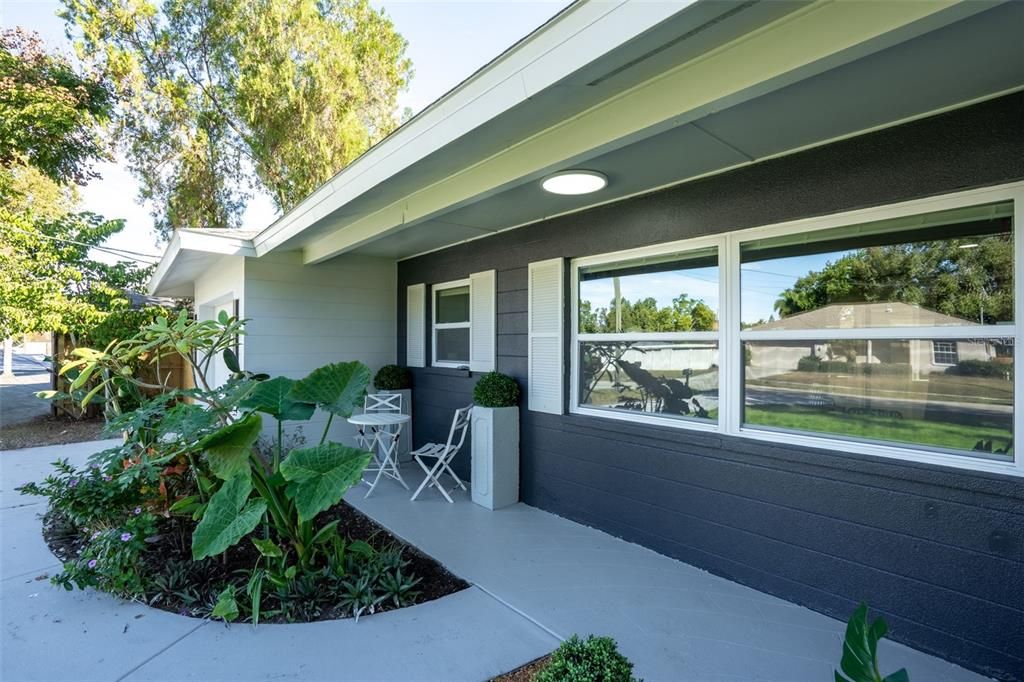 待售: $375,000 (3 贝兹, 2 浴室, 1037 平方英尺)