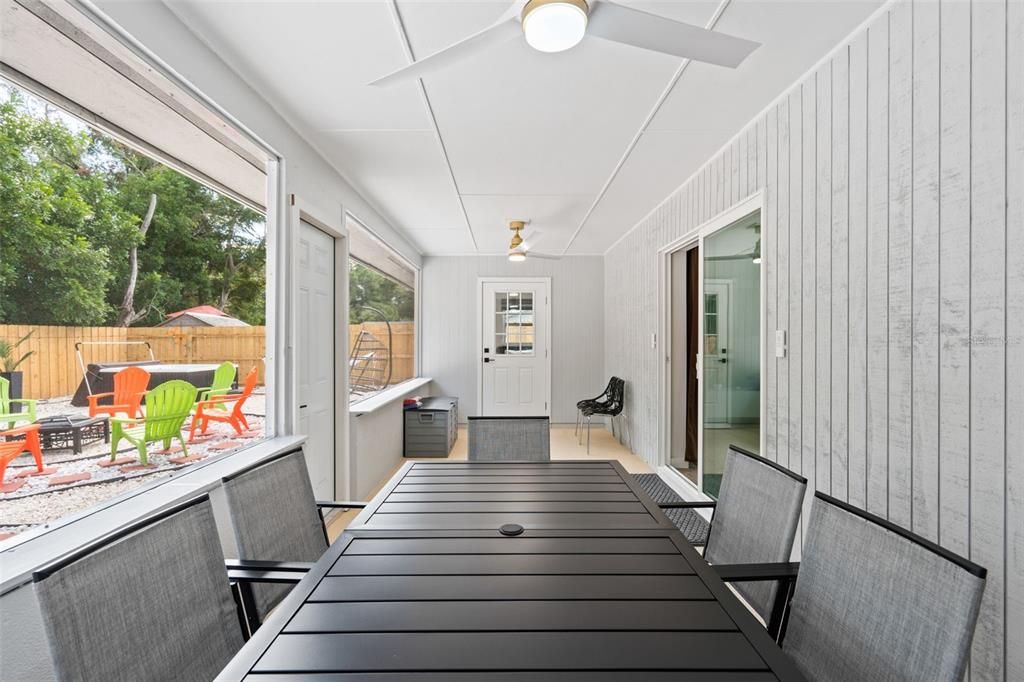 待售: $375,000 (3 贝兹, 2 浴室, 1037 平方英尺)