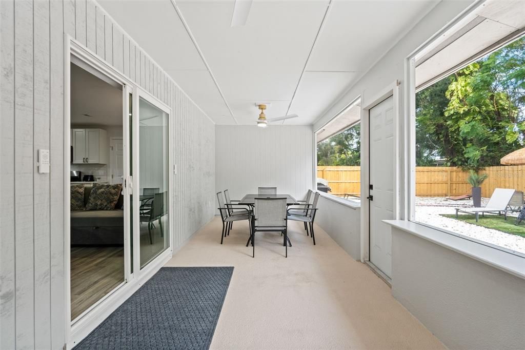 待售: $375,000 (3 贝兹, 2 浴室, 1037 平方英尺)