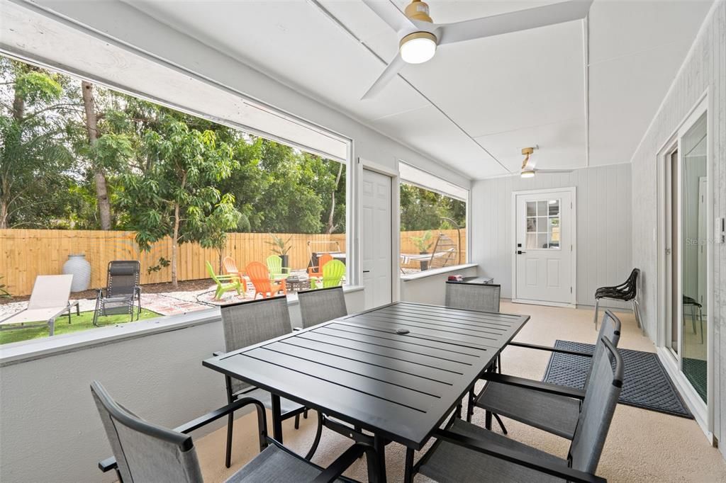 待售: $375,000 (3 贝兹, 2 浴室, 1037 平方英尺)