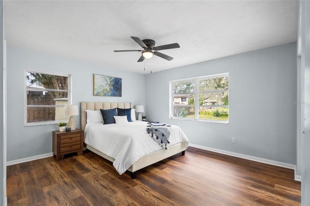 En Venta: $389,000 (4 camas, 2 baños, 1750 Pies cuadrados)