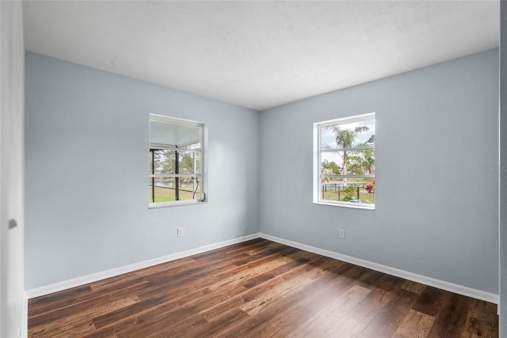 En Venta: $389,000 (4 camas, 2 baños, 1750 Pies cuadrados)