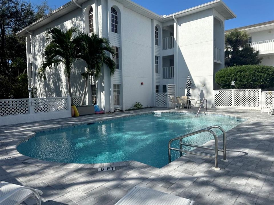 En Venta: $157,500 (2 camas, 2 baños, 1042 Pies cuadrados)