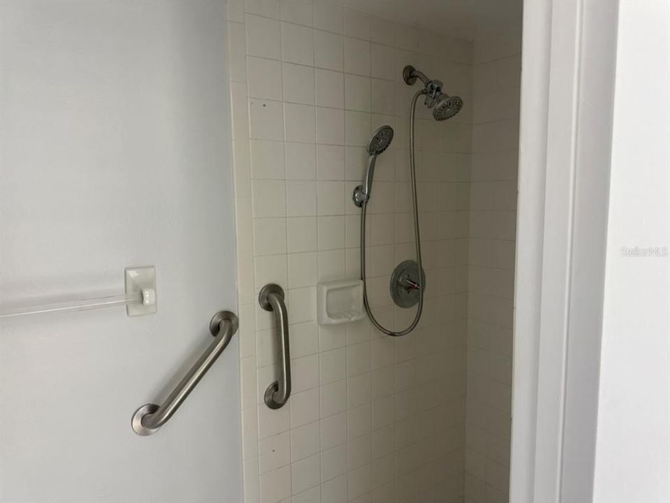 En Venta: $157,500 (2 camas, 2 baños, 1042 Pies cuadrados)