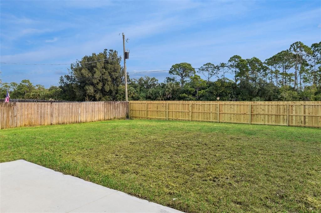 For Rent: $2,200 (3 beds, 2 baths, 1273 Square Feet)