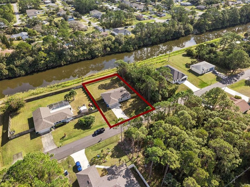 For Rent: $2,200 (3 beds, 2 baths, 1273 Square Feet)