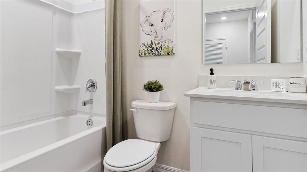 待售: $279,990 (3 贝兹, 2 浴室, 1463 平方英尺)