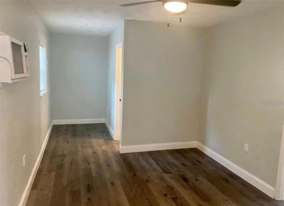 For Rent: $1,800 (1 beds, 1 baths, 675 Square Feet)