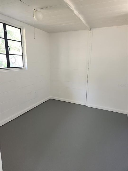 For Rent: $1,800 (2 beds, 1 baths, 1038 Square Feet)