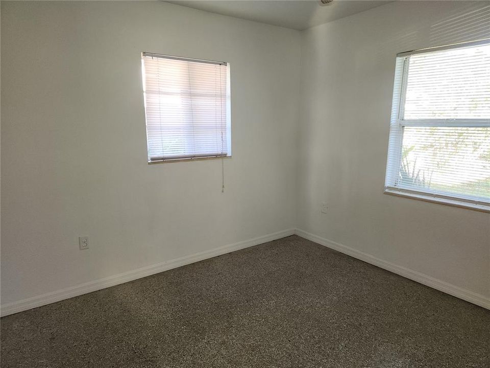 For Rent: $1,800 (2 beds, 1 baths, 1038 Square Feet)