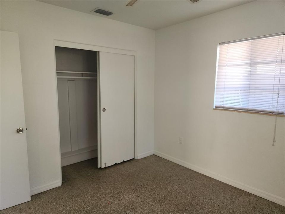 For Rent: $1,800 (2 beds, 1 baths, 1038 Square Feet)