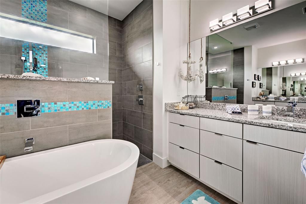 Под контрактом: $875,000 (4 спален, 3 ванн, 2143 Квадратных фут)