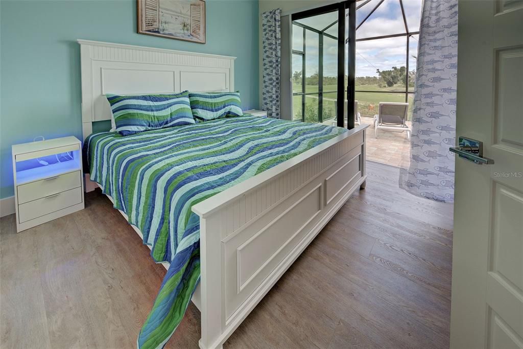 Под контрактом: $875,000 (4 спален, 3 ванн, 2143 Квадратных фут)