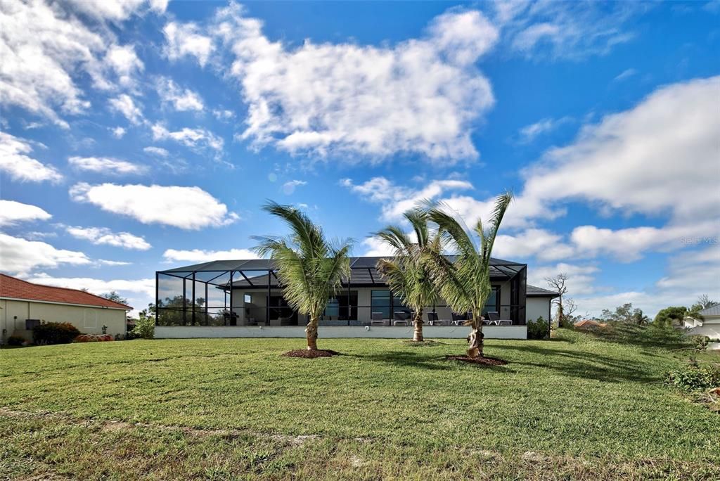 Под контрактом: $875,000 (4 спален, 3 ванн, 2143 Квадратных фут)