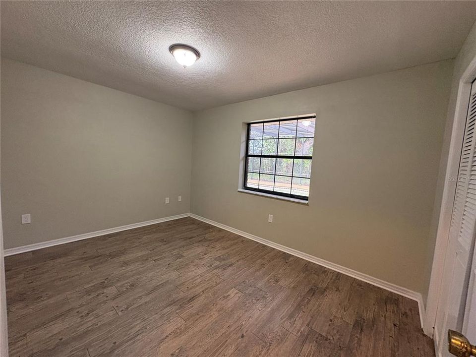 For Sale: $469,000 (3 beds, 2 baths, 1986 Square Feet)