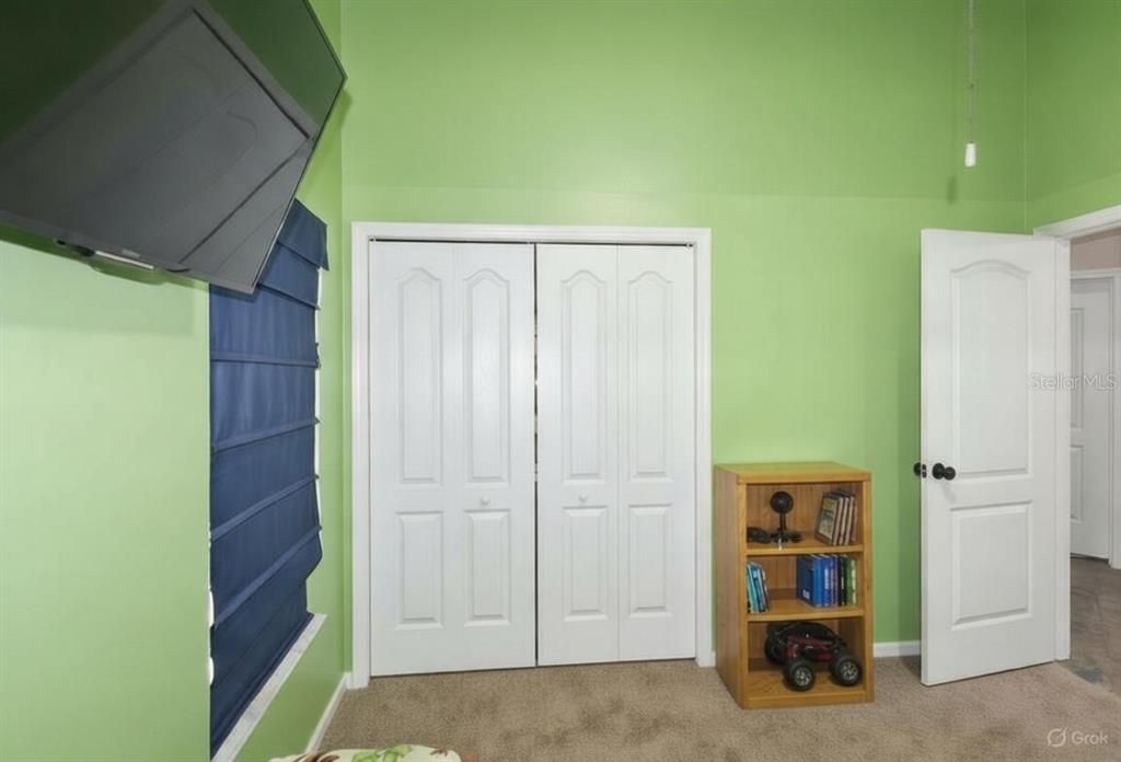 En Venta: $525,000 (4 camas, 2 baños, 1975 Pies cuadrados)