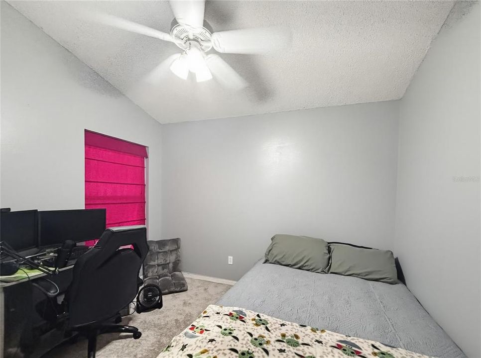 En Venta: $525,000 (4 camas, 2 baños, 1975 Pies cuadrados)