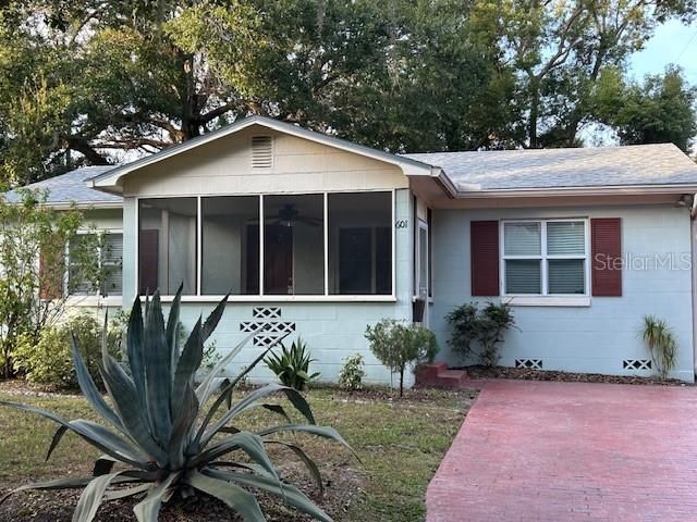 For Rent: $2,850 (3 beds, 2 baths, 1640 Square Feet)