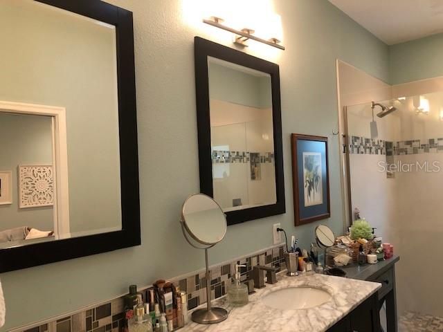 For Rent: $2,850 (3 beds, 2 baths, 1640 Square Feet)