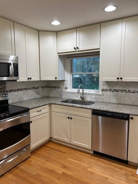 For Rent: $2,850 (3 beds, 2 baths, 1640 Square Feet)