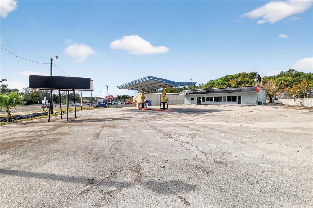 En Venta: $999,000 (0 camas, 0 baños, 2560 Pies cuadrados)