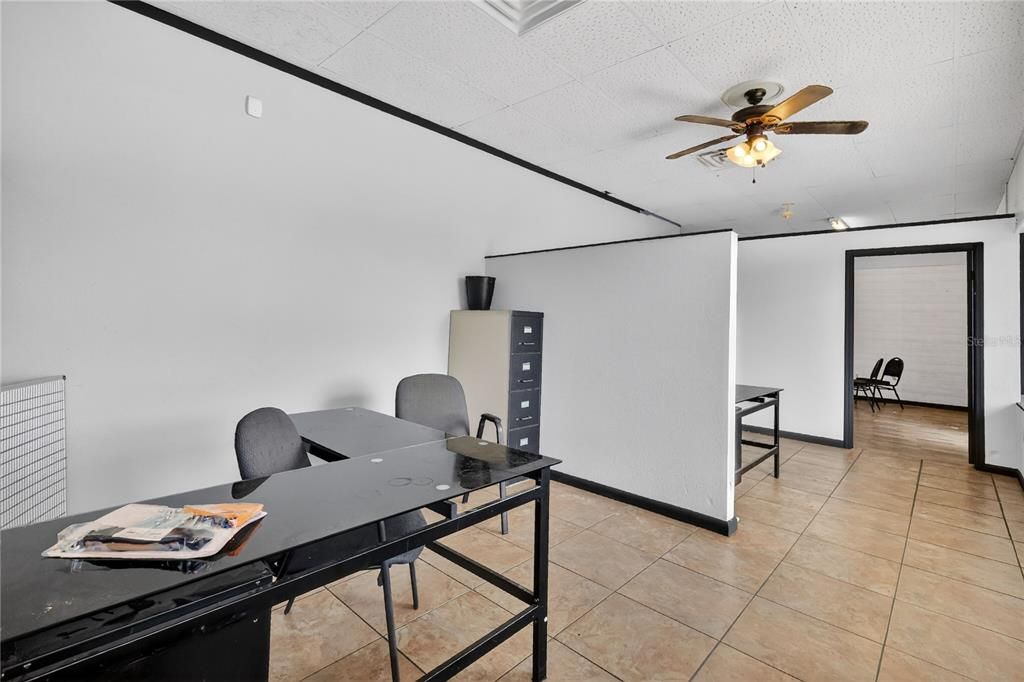 En Venta: $999,000 (0 camas, 0 baños, 2560 Pies cuadrados)