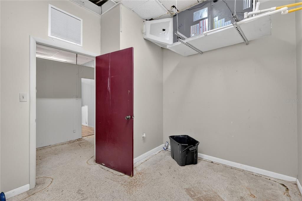 En Venta: $999,000 (0 camas, 0 baños, 2560 Pies cuadrados)