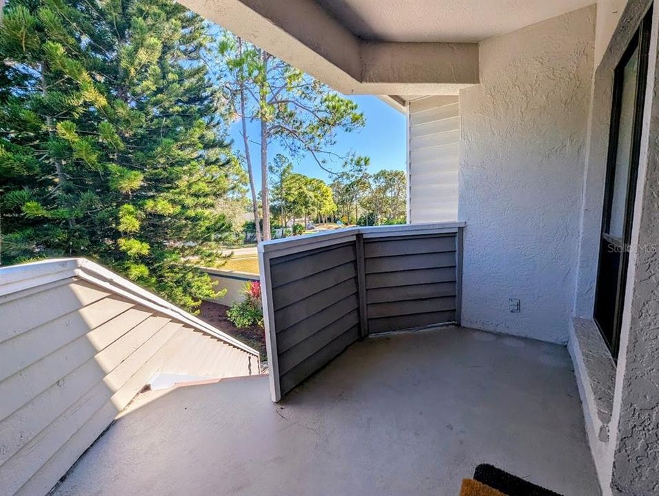 For Rent: $1,950 (2 beds, 2 baths, 1040 Square Feet)