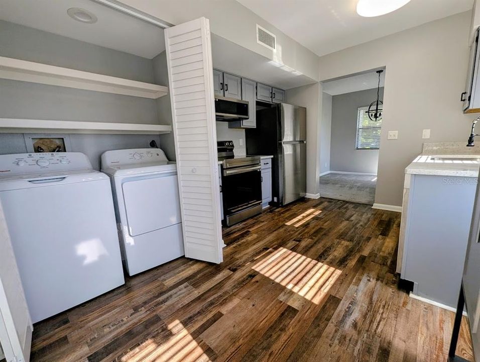 For Rent: $1,950 (2 beds, 2 baths, 1040 Square Feet)