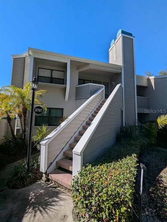 For Rent: $1,950 (2 beds, 2 baths, 1040 Square Feet)