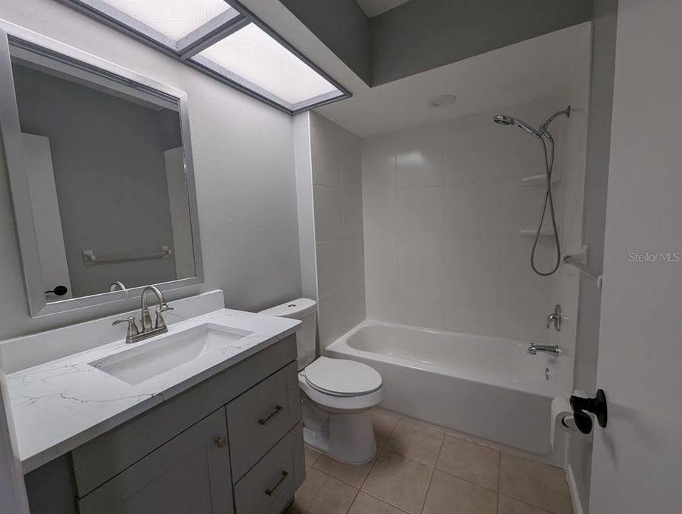 For Rent: $1,950 (2 beds, 2 baths, 1040 Square Feet)