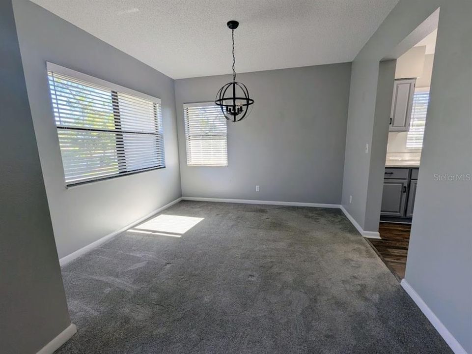 For Rent: $1,950 (2 beds, 2 baths, 1040 Square Feet)