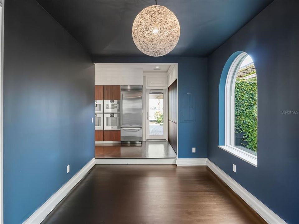 待售: $4,595,000 (4 贝兹, 3 浴室, 3181 平方英尺)