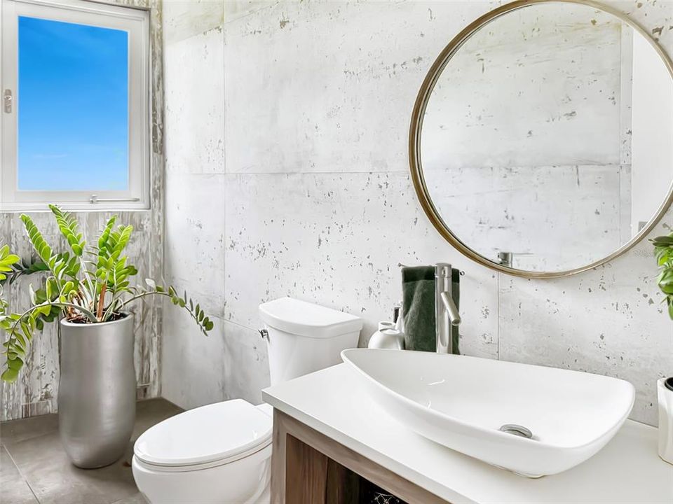 For Sale: $985,000 (4 beds, 5 baths, 3976 Square Feet)