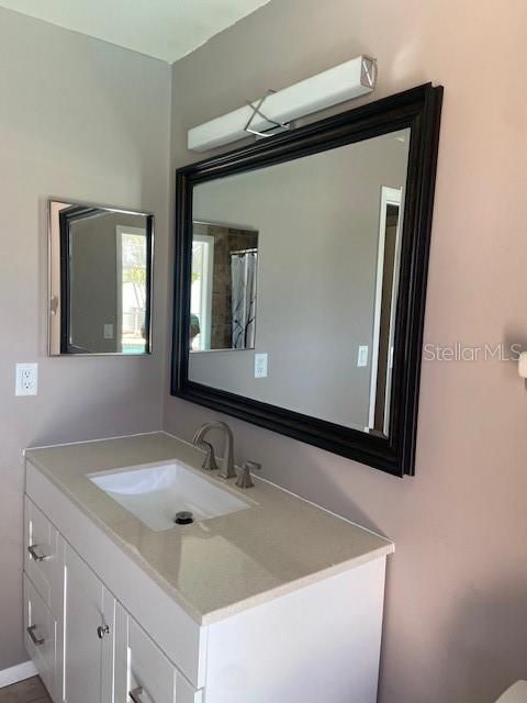 For Rent: $3 (4 beds, 3 baths, 2115 Square Feet)