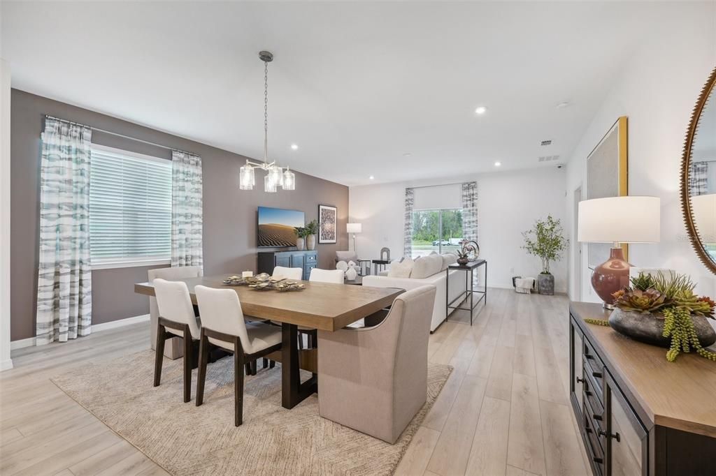 待售: $461,415 (4 贝兹, 3 浴室, 2210 平方英尺)