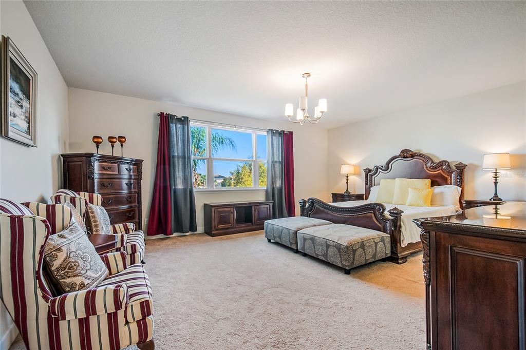 待售: $980,000 (5 贝兹, 4 浴室, 4093 平方英尺)