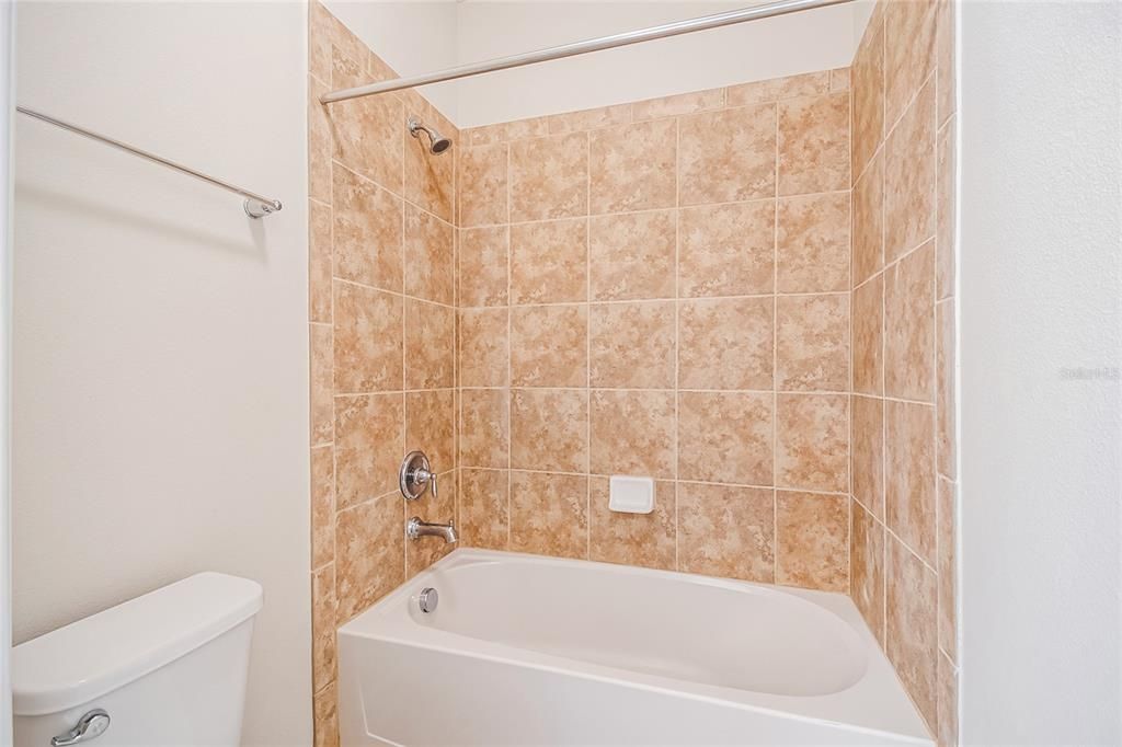 待售: $980,000 (5 贝兹, 4 浴室, 4093 平方英尺)