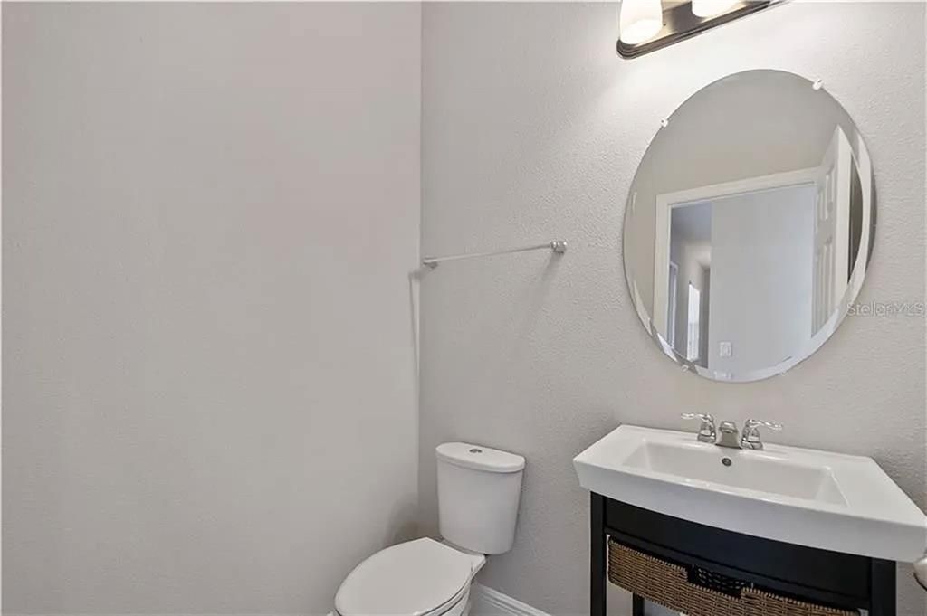 En Renta: $3,600 (4 camas, 3 baños, 2931 Pies cuadrados)