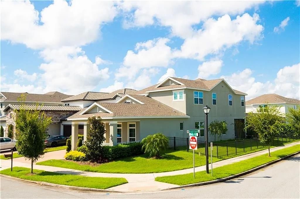 En Renta: $3,600 (4 camas, 3 baños, 2931 Pies cuadrados)