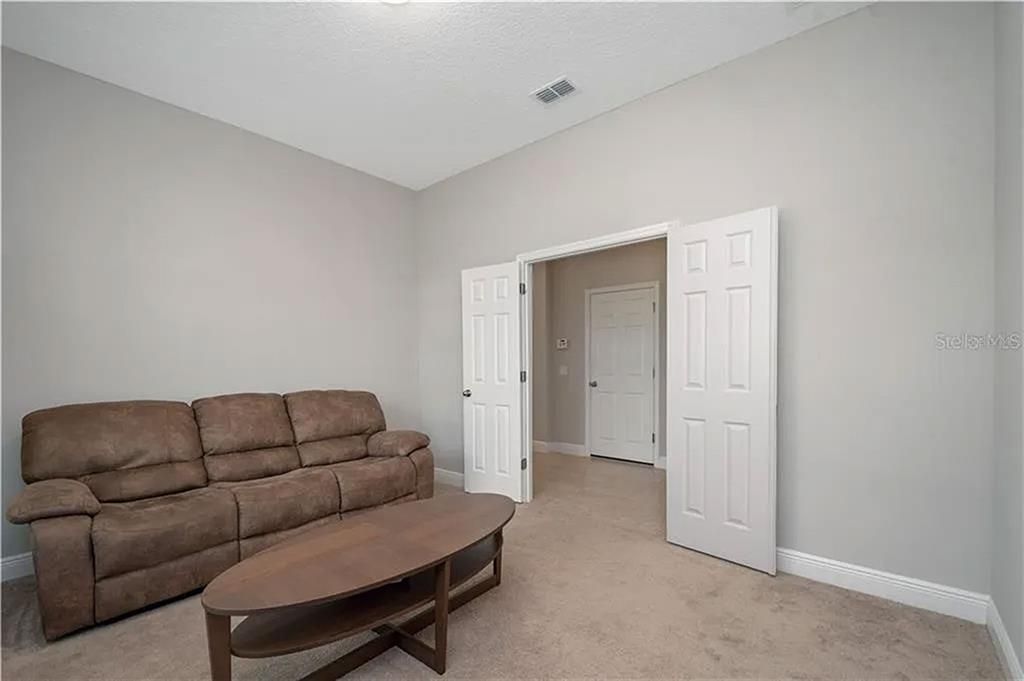 En Renta: $3,600 (4 camas, 3 baños, 2931 Pies cuadrados)