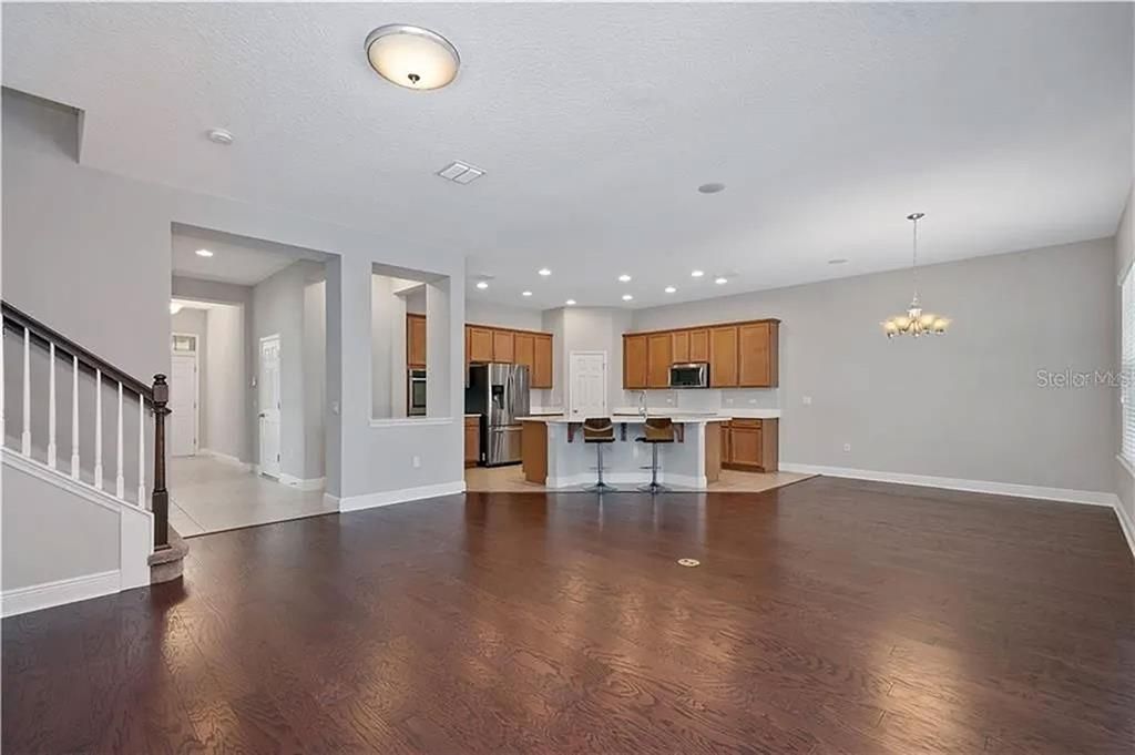 En Renta: $3,600 (4 camas, 3 baños, 2931 Pies cuadrados)