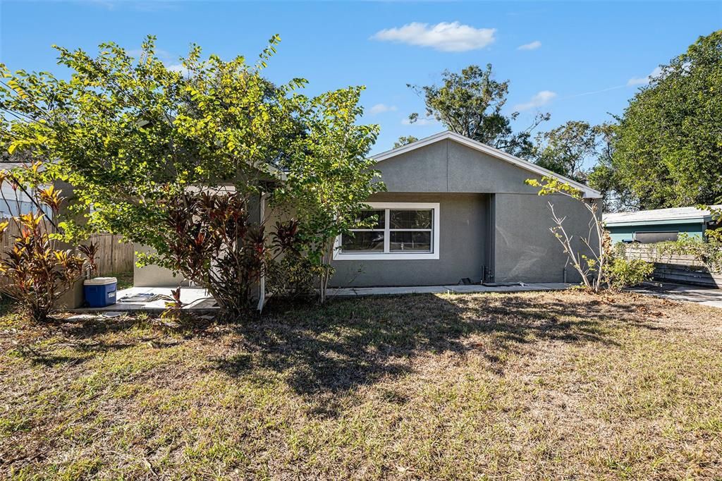 For Sale: $375,000 (3 beds, 2 baths, 1405 Square Feet)