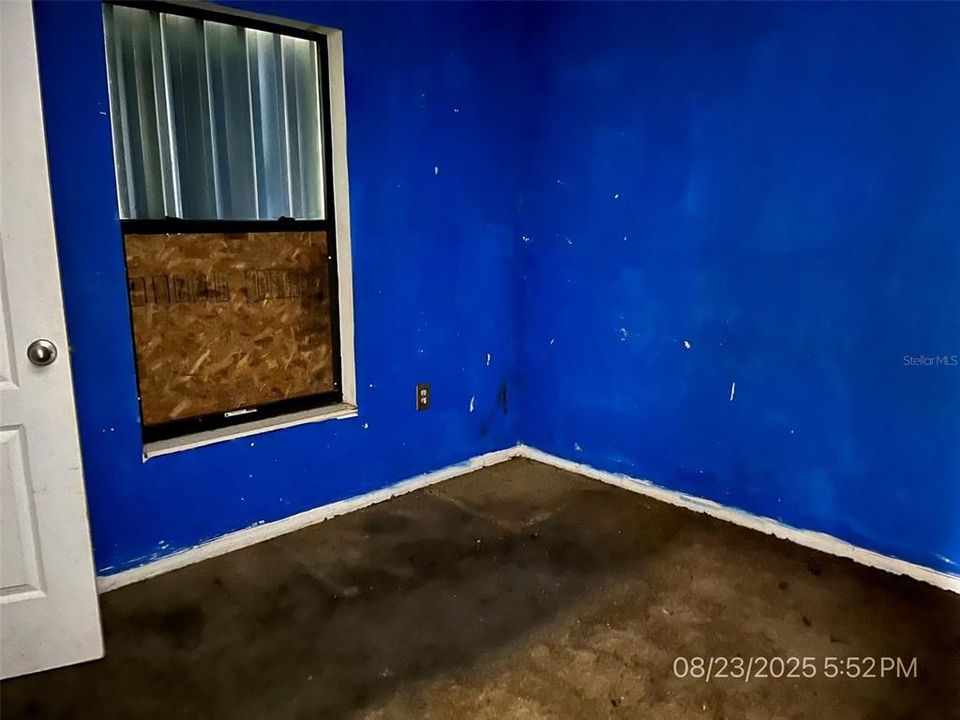 For Sale: $234,900 (3 beds, 2 baths, 1404 Square Feet)