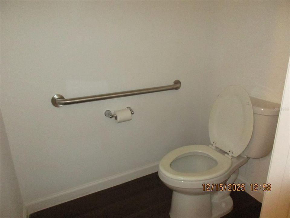 En Renta: $2,650 (4 camas, 2 baños, 2121 Pies cuadrados)