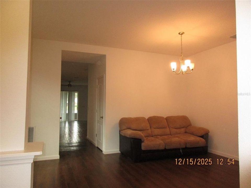 En Renta: $2,650 (4 camas, 2 baños, 2121 Pies cuadrados)