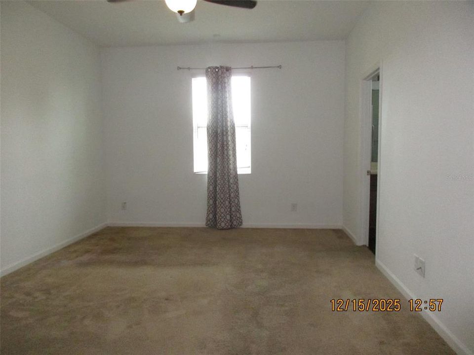 En Renta: $2,650 (4 camas, 2 baños, 2121 Pies cuadrados)