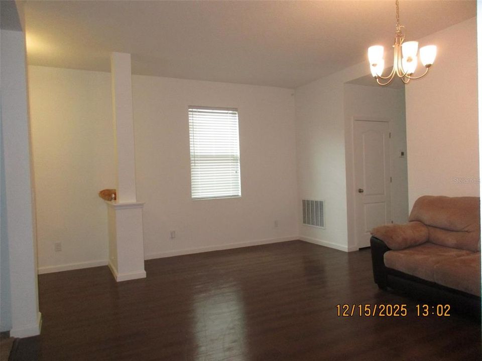 En Renta: $2,650 (4 camas, 2 baños, 2121 Pies cuadrados)